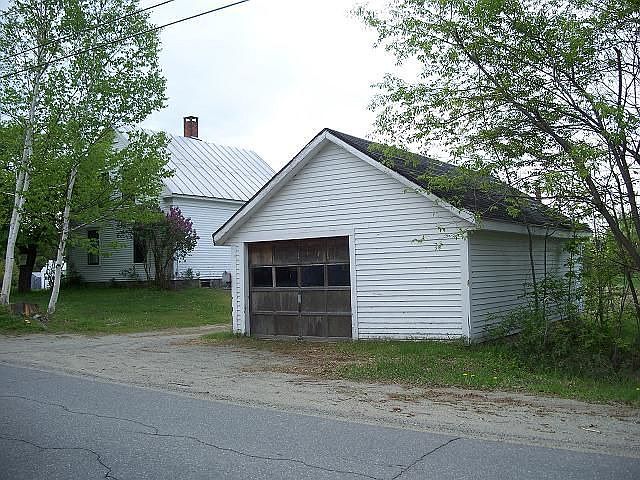 2nd image of 102 W Kingfield Rd