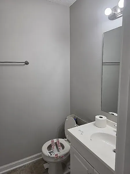 3 bed, 1123 sqft, $1,800 — Photo 3