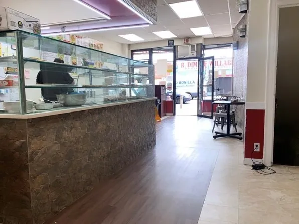 5011 Avenue N image 3 of 14