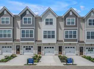 1303 Taylor Cir, Chapel Hill, TN 37034