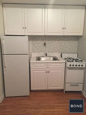 Rented by Bond New York | media 5