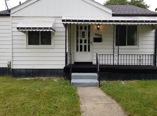 25159 Dale St, Roseville, MI 48066