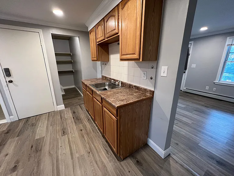 16 Bellmore St #2 — Photo 15