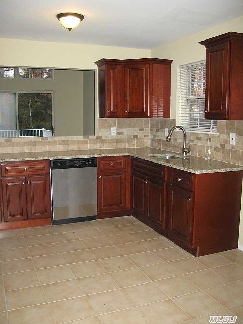 1st image of 122 Owls Nest Ct