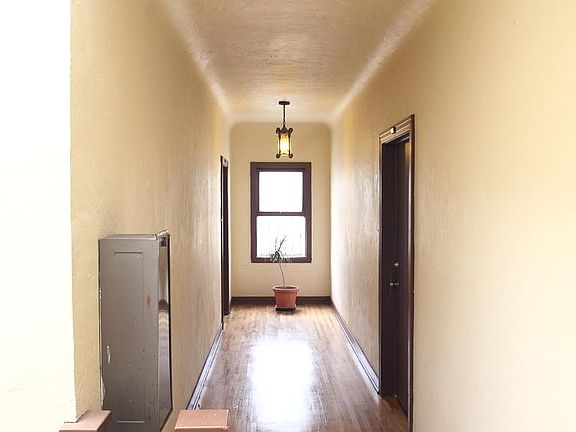 2nd image of 1141 Echo Park Ave APT 210