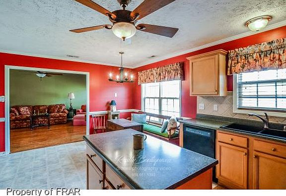 4th image of 1005 Greenhouse Dr