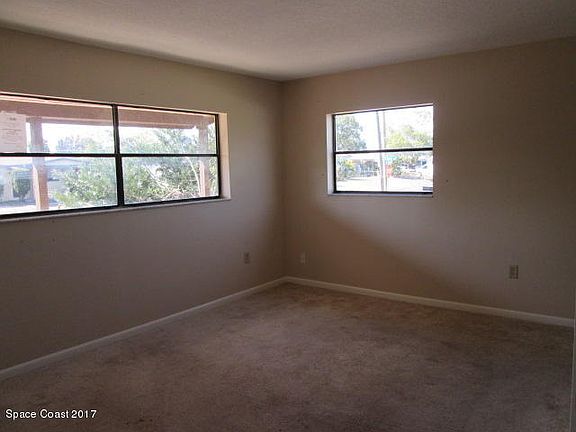 5th image of 1437 Holland St