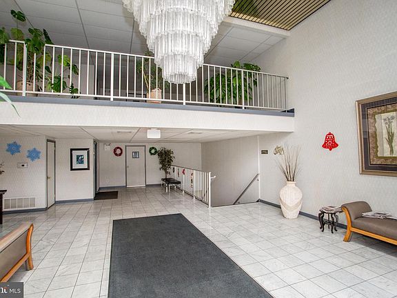 4th image of 2131 Welsh Rd APT 207