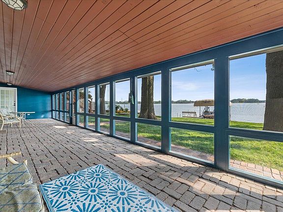 5th image of 4614 N Shore Dr