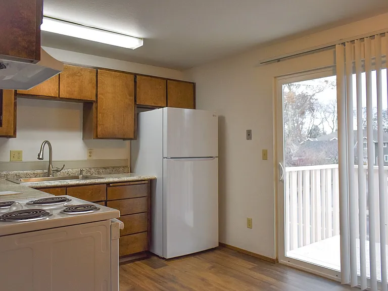 Ferns Apartments — Photo 9