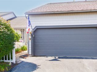 127 Summerhaven Dr S, East Syracuse, NY 13057