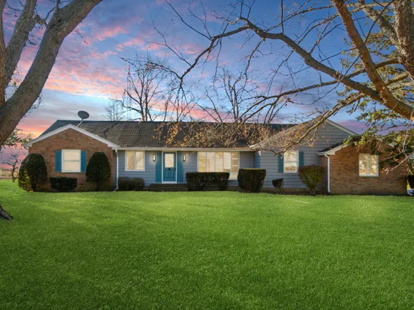 22715 State Route 173, Harvard, IL 60033