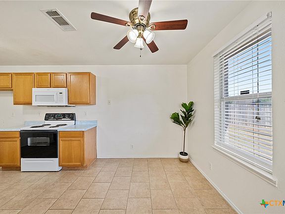 4th image of 3406 Northcrest Dr