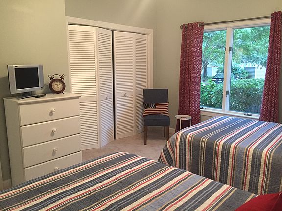 3rd image of 726 Windermer By The Sea Cir APT 4C