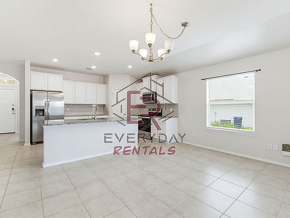 4th image of 2028 Mallard Ct