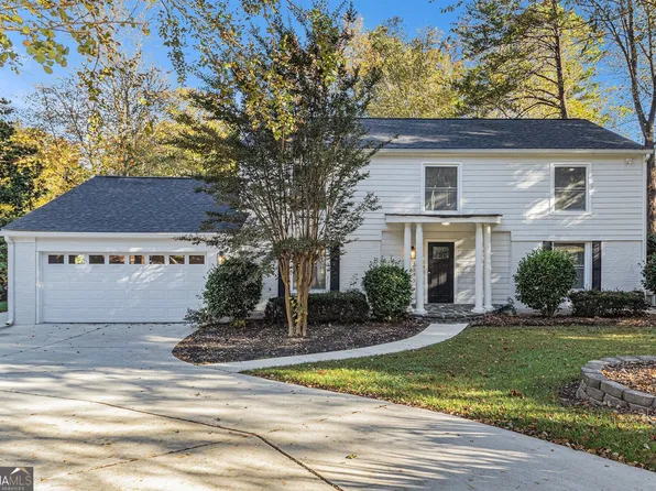 3695 Fox Hills Dr SE, Marietta, GA 30067