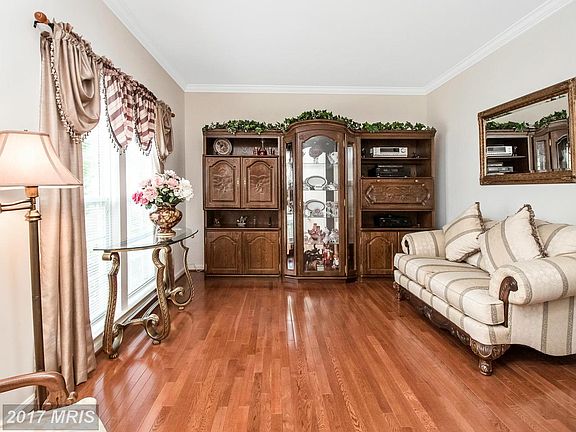 5th image of 5943 Fincastle Dr