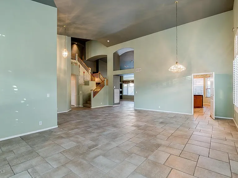 7057 W Greenbriar Dr — Photo 9