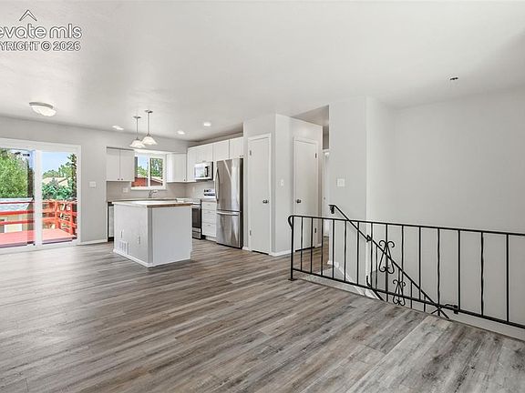 3rd image of 4506 Adieu Cir