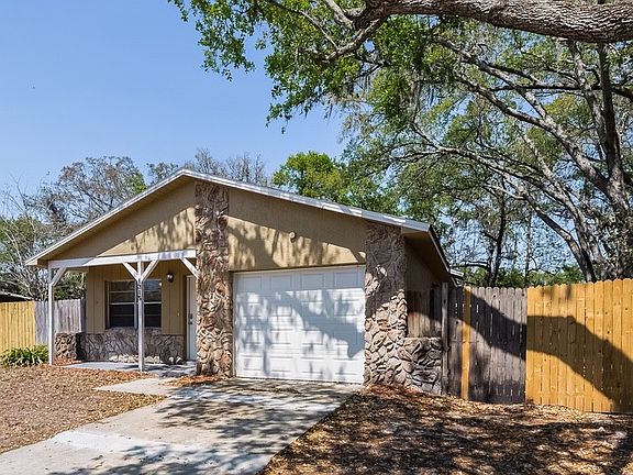 3rd image of 1315 Mill Creek Pl
