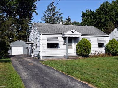 3924 Risher Rd, Youngstown, OH, 44511