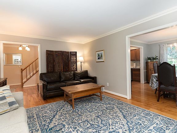 5th image of 790 Kipp Dr