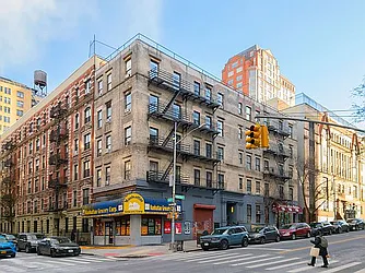 Rented by Living New York