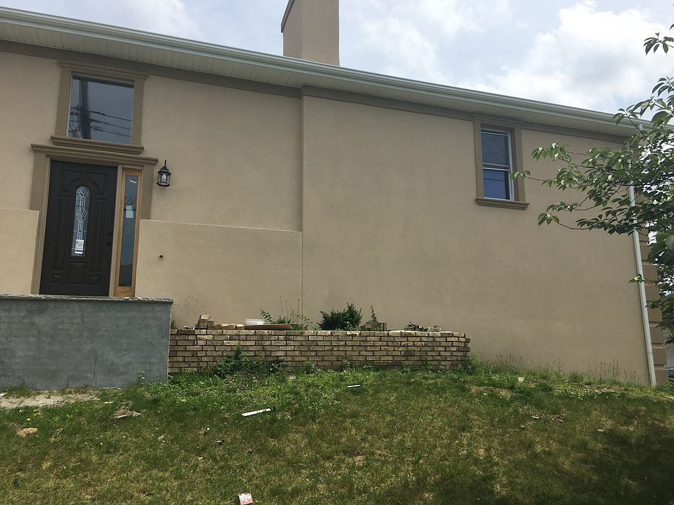1st image of 20706 Hollis Ave