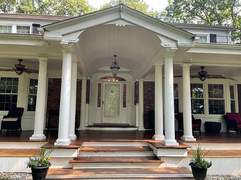 27 Greenhaven Way — Photo 1