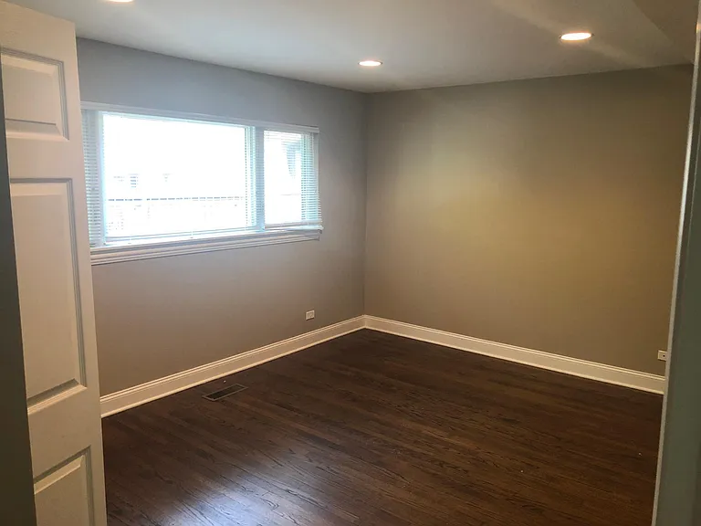 1675 Green Bay Rd #201 — Photo 9