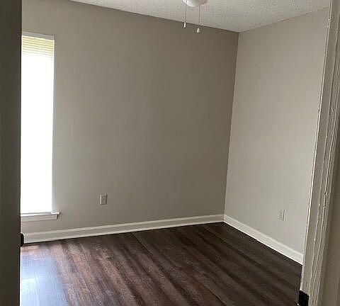 5th image of 5671 Ingleside Dr