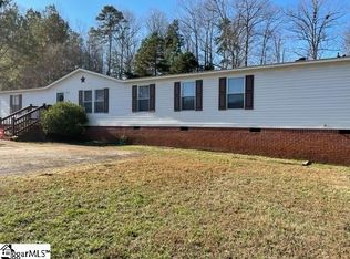 404 Redridge Ct, Fountain Inn, SC 29644
