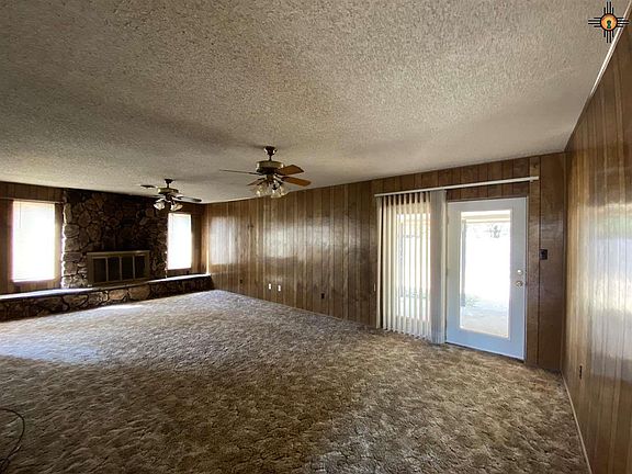 3rd image of 2108 Glenarm Dr