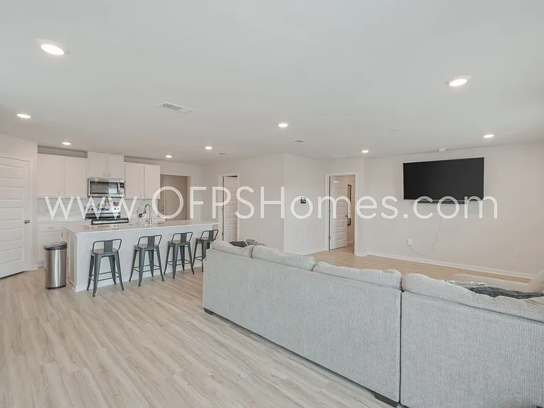 4627 Naval Ct — Photo 21