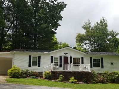 413 Haven Hill Ln, Flat Rock, NC, 28731