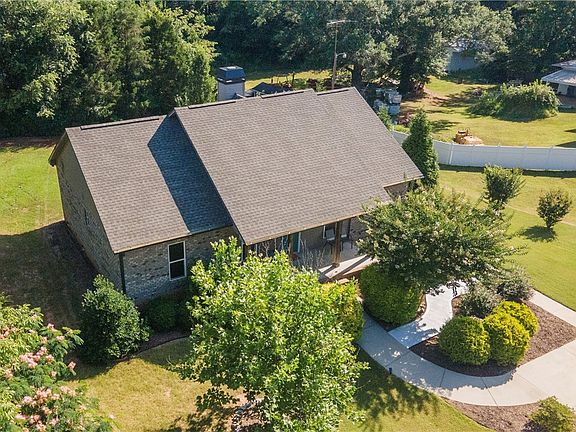 4th image of 13 Dacus Dr