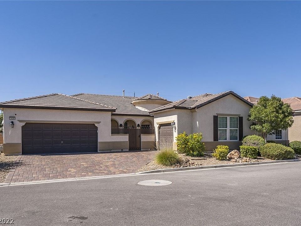 1st image of 7439 Desert Wildflower St