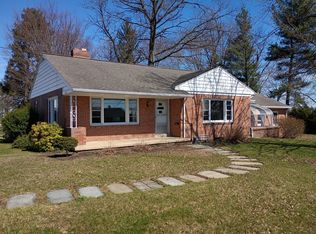 395 W Newport Rd, Lititz, PA 17543