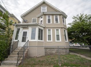 8-10 Ashton Pl, Methuen, MA 01844