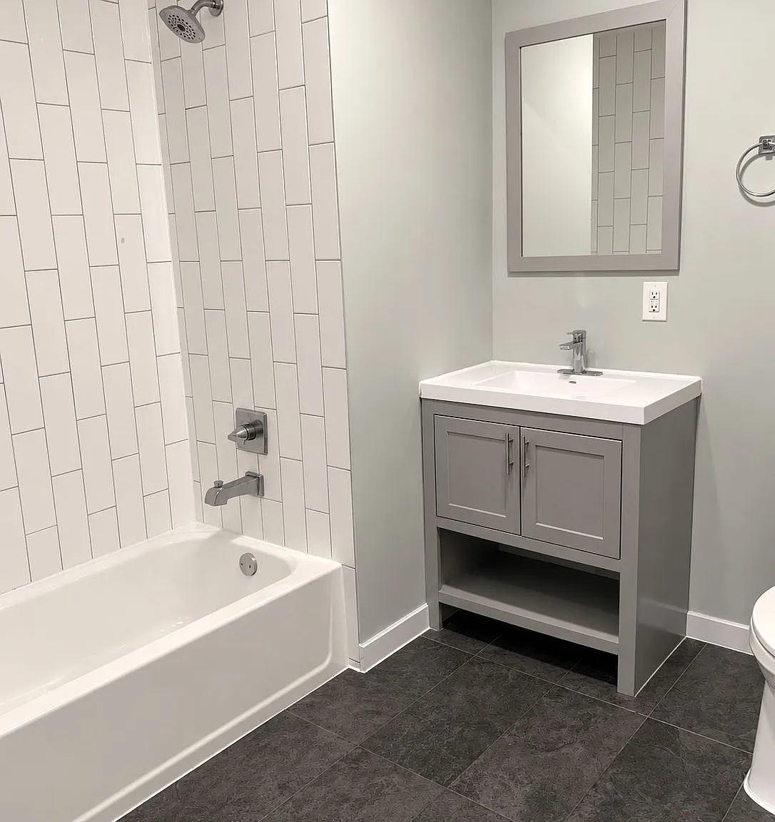 2 bed, $2,045 — Photo 4