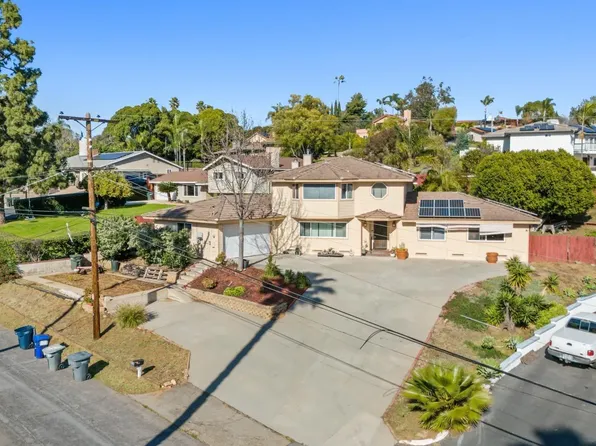 1550 Encino Dr, Escondido, CA 92025
