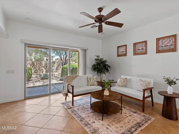 472 W Calle Sedillo, Sahuarita, AZ 85629