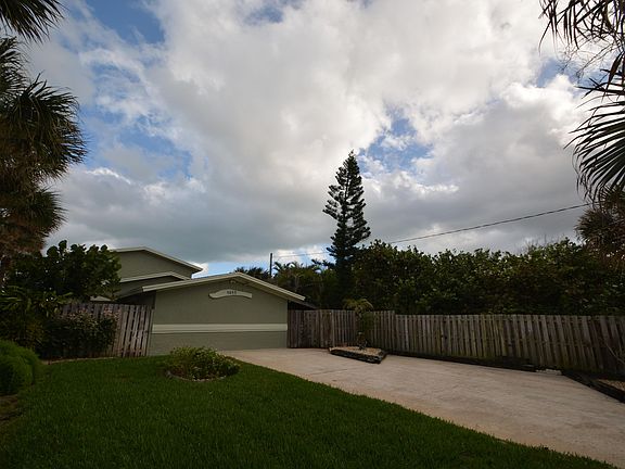 2nd image of 5035 Highway A1a