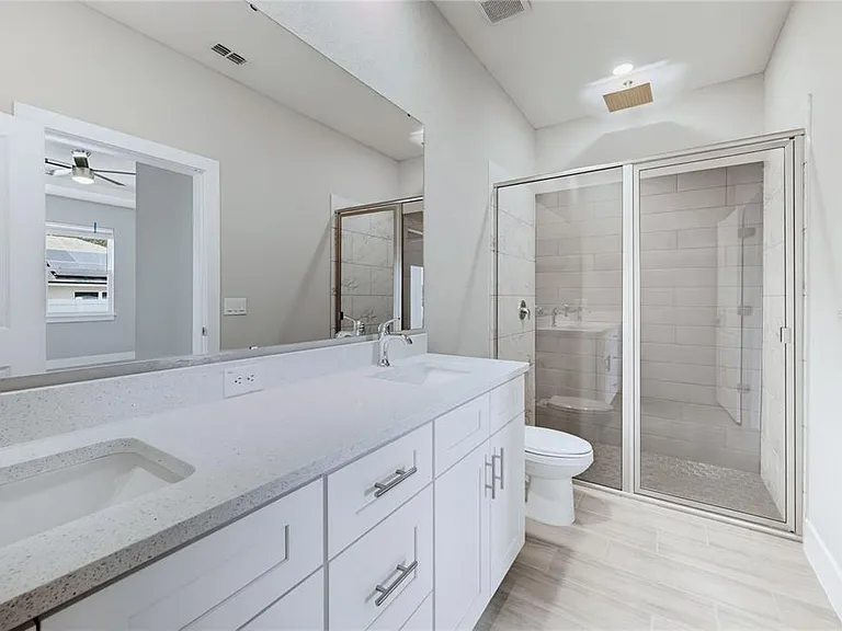 804 Colville Dr — Photo 17