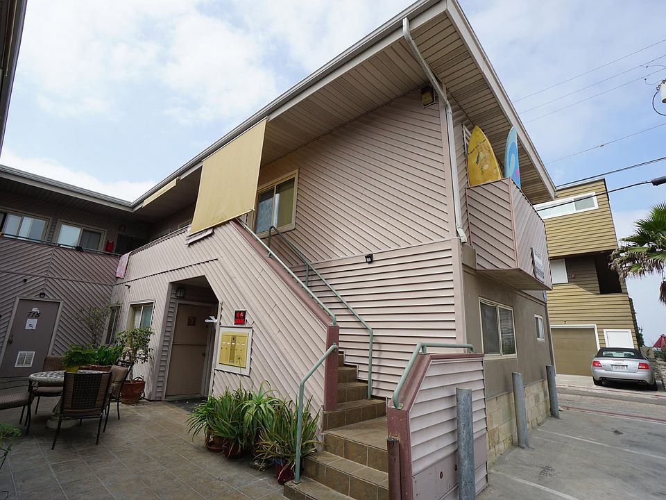 1st image of 715 Santa Barbara Pl APT 4