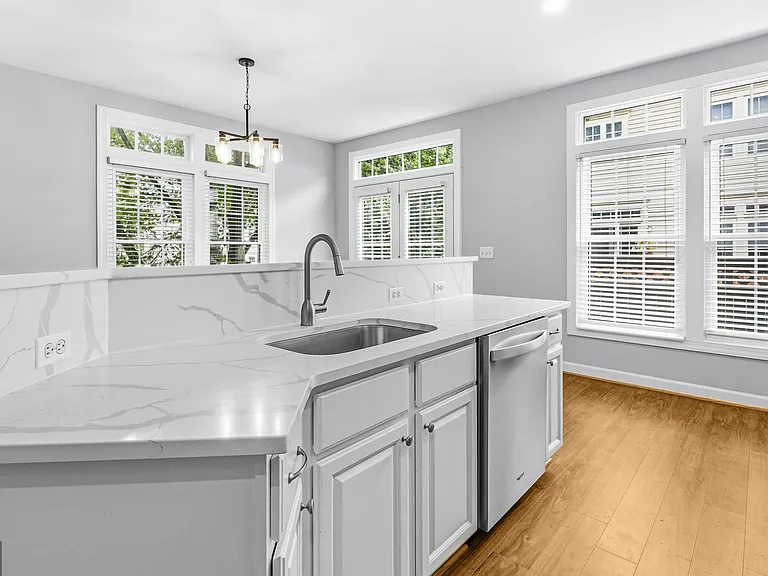 4323 Thomas Brigade Ln — Photo 6