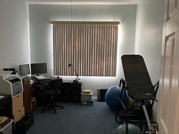 4th image of 2427 Caledonian St