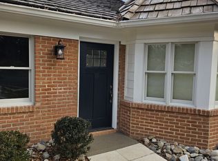 10725 River Rd Unit B, Potomac, MD 20854