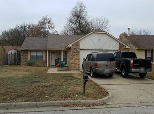 3200 Wintersmith Dr, Arlington, TX 76014