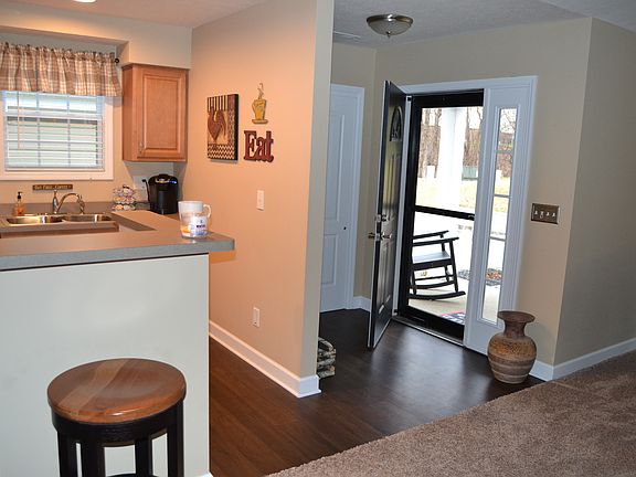 5th image of 1435 Epworth Forest Dr